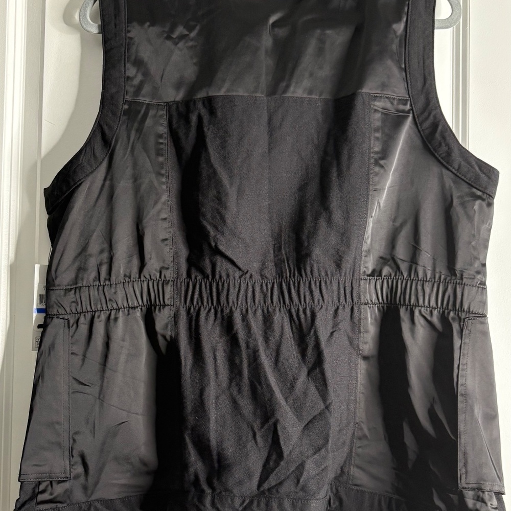 DKNY Vest in Shine XL - Picture 2 of 3